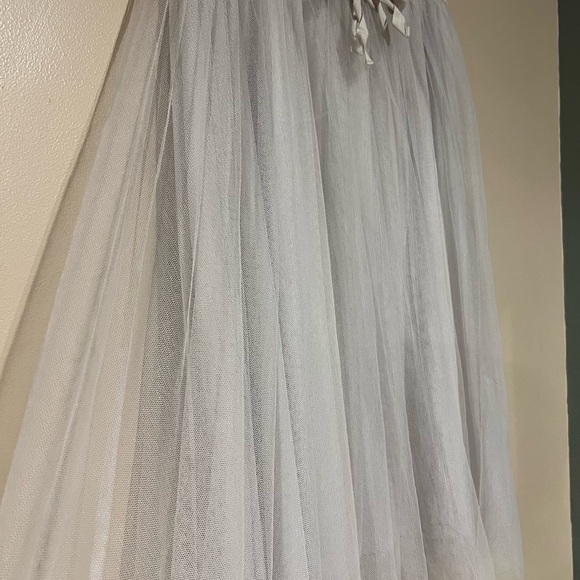 Lauren Conrad LC Tulle Tutu Skirt, Gray Elastic Waist Drawstring Size Women's M - Picture 2 of 6